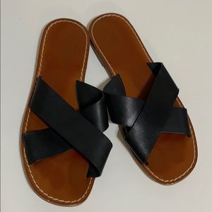 Gap leather sandals